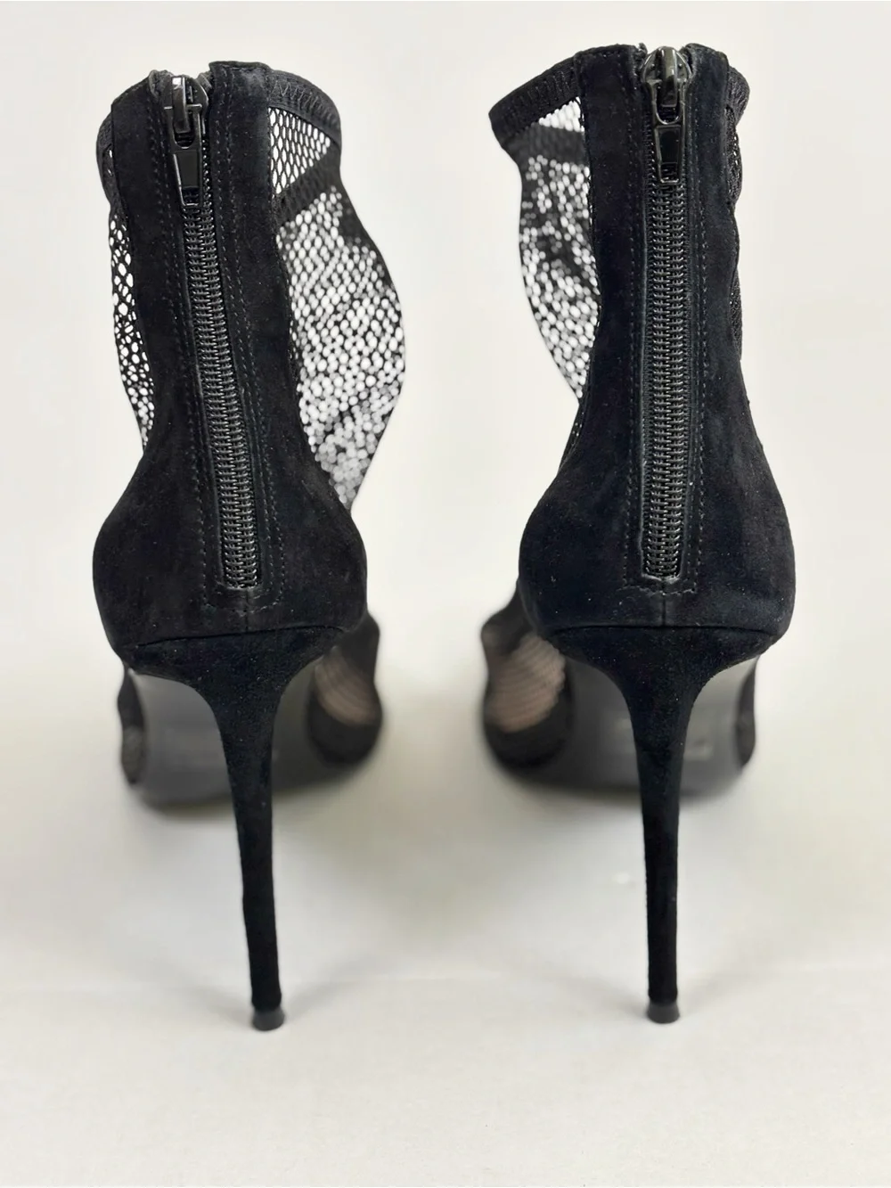 Steve Madden Vielo Black Suede Mesh Pointed-Toe Booties in Black Size 9